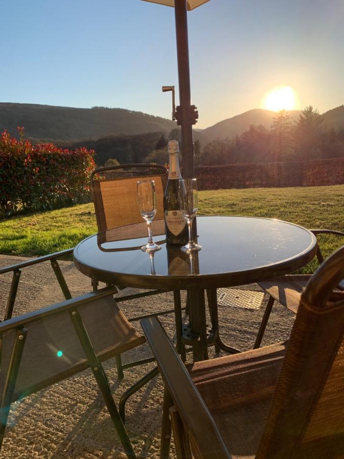 Sliabh Amharc Alloggio in famiglia Laragh